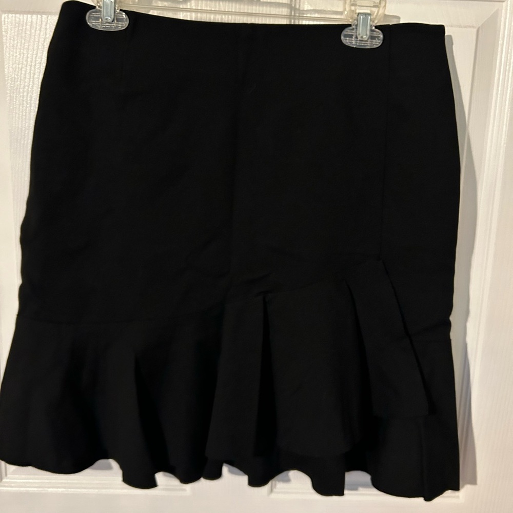 Akris Punto black skirt size 8